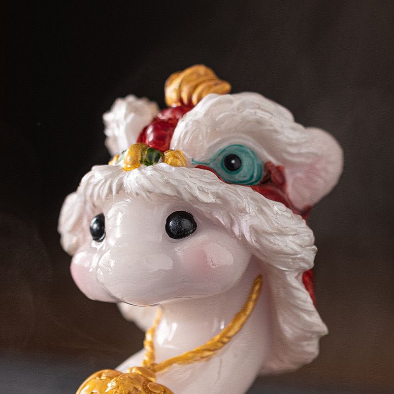 Tượng Rắn Đổi Màu