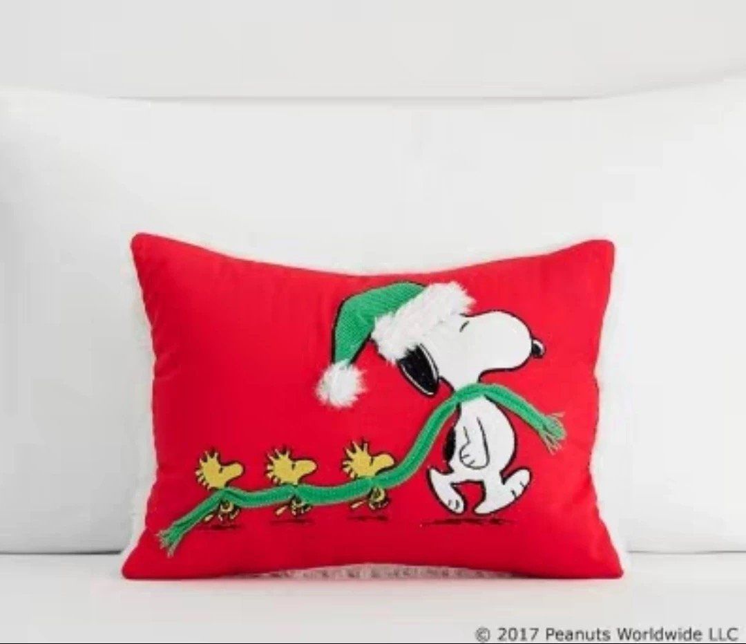 Gối Snoopy Xanh Đỏ Xmas