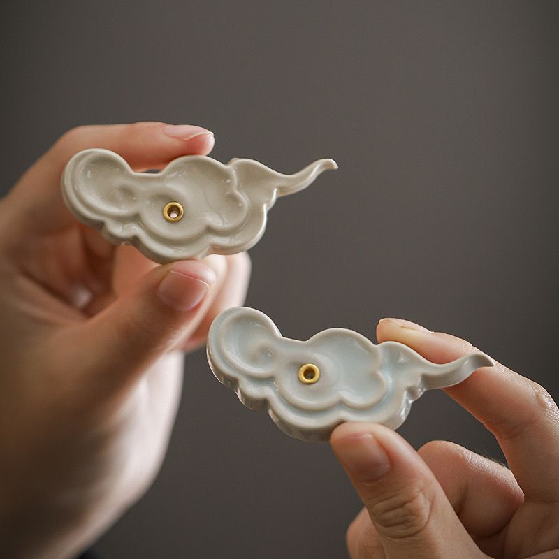 Đốt Trầm Mây Nhỏ
