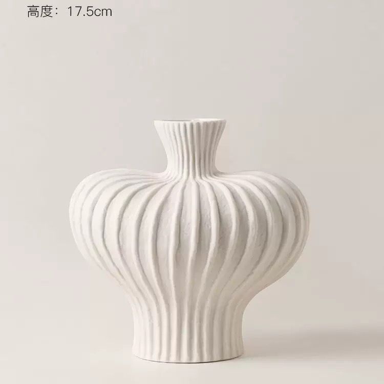 Bình Hoa Gốm Sứ Phong Cách Wabi-Sabi