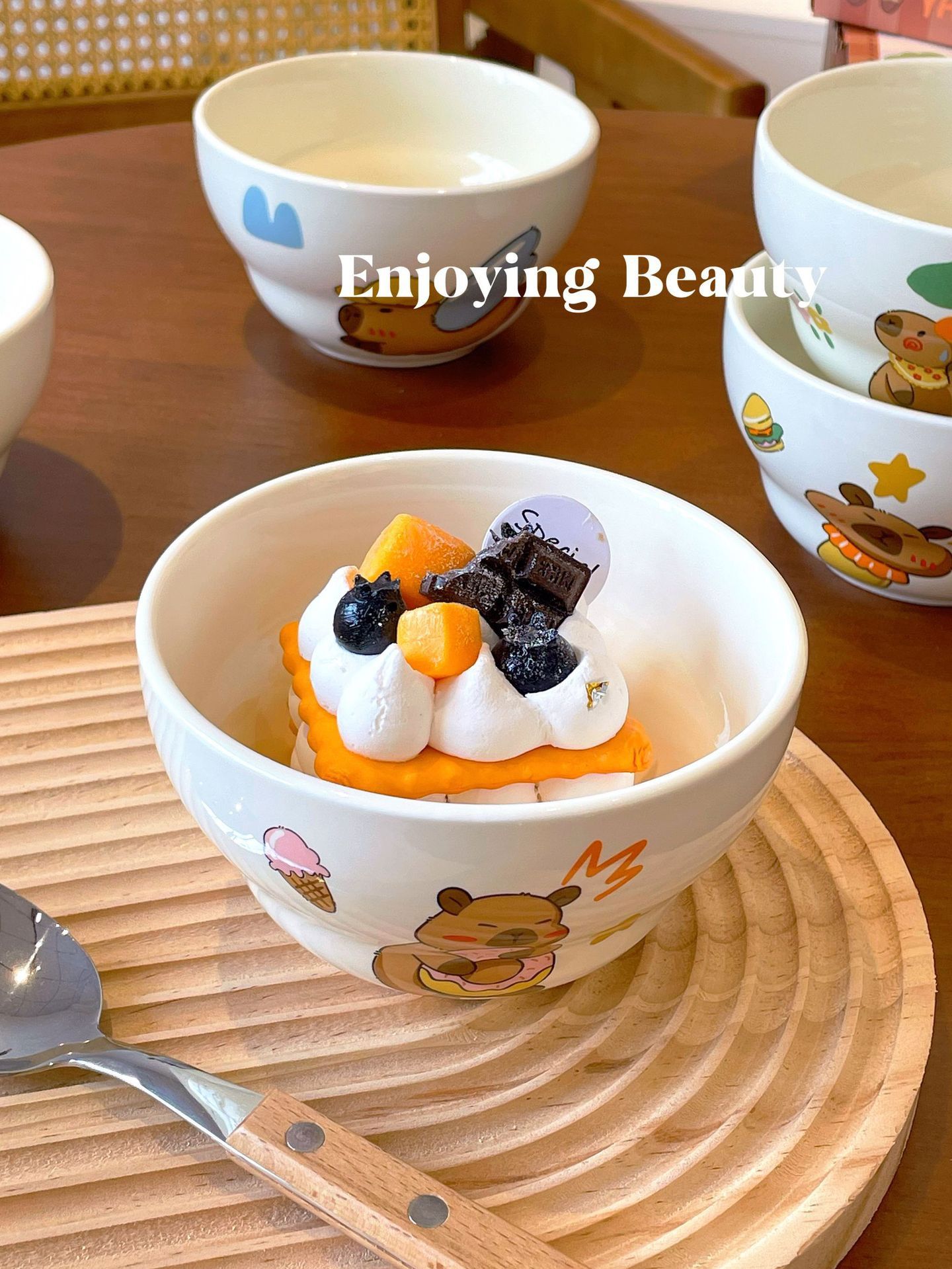 Bát, Thìa Capybara Phong Cách Nhật Bản