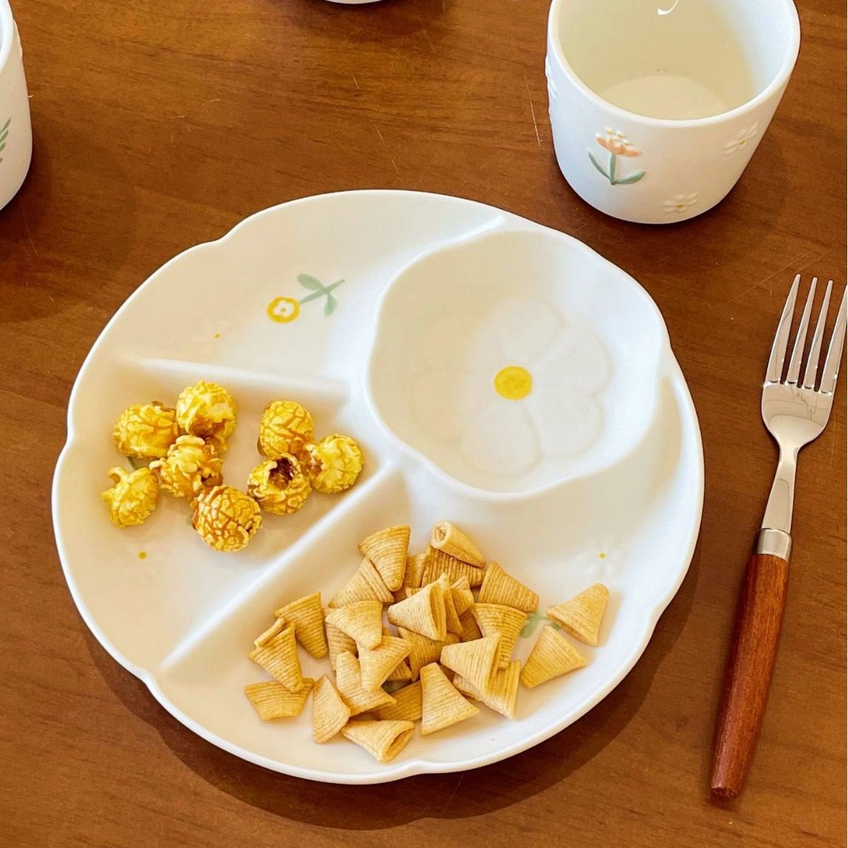 Bộ Ấm Trà Hoa Cúc Nhỏ