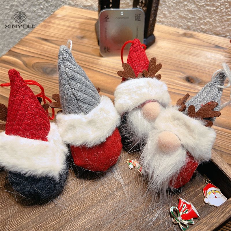 Treo Trang Trí Ông Già Noel Râu Dài