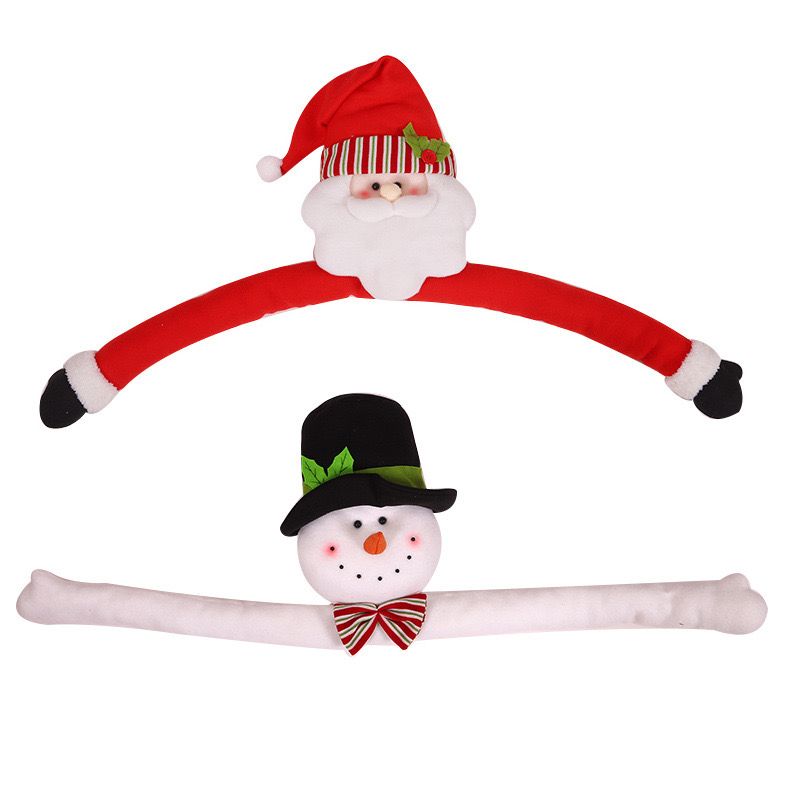 Ông Già Noel, Người Tuyết Ôm Cây Thông