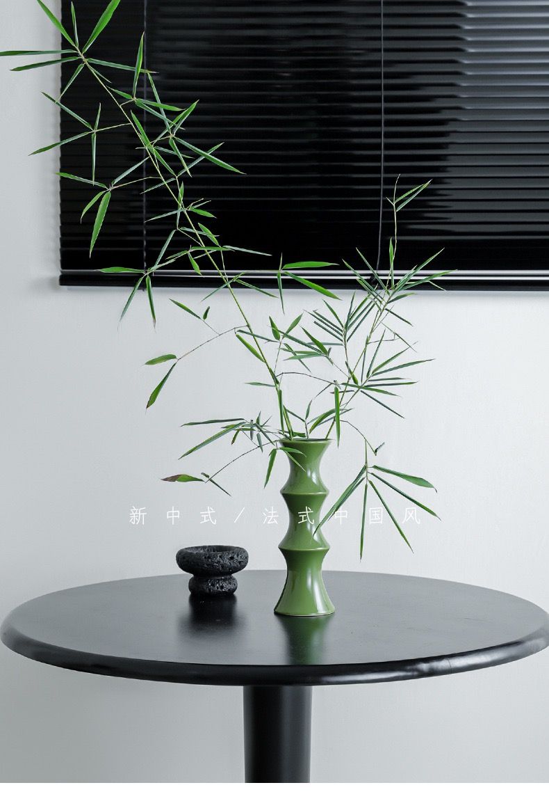 Bình Ikebana Thân Trúc
