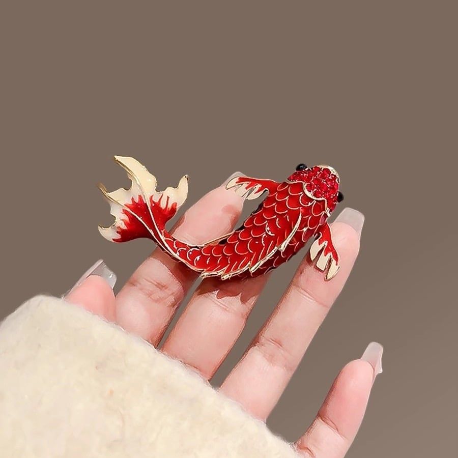 Cài Áo Cá Chép Đỏ