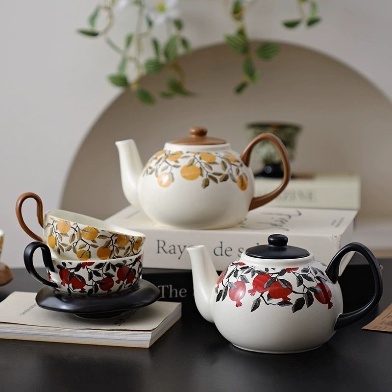 Ấm Trà Kèm Tách Phong Cách Cổ Xưa