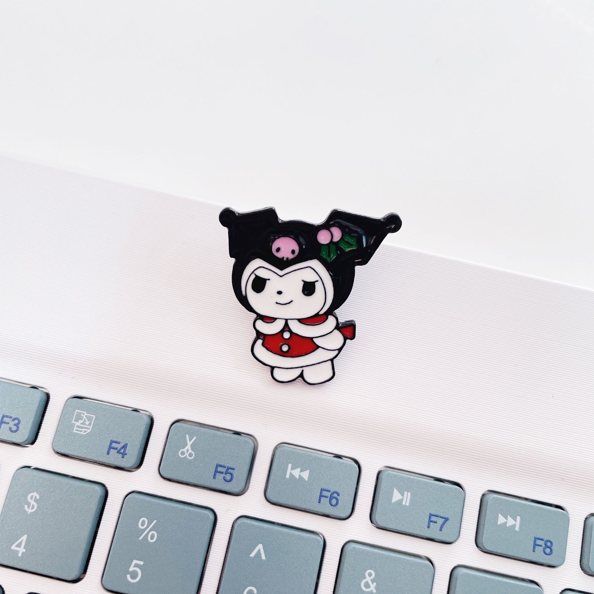 Pin Cài Áo Hoạt Hình Sanrio