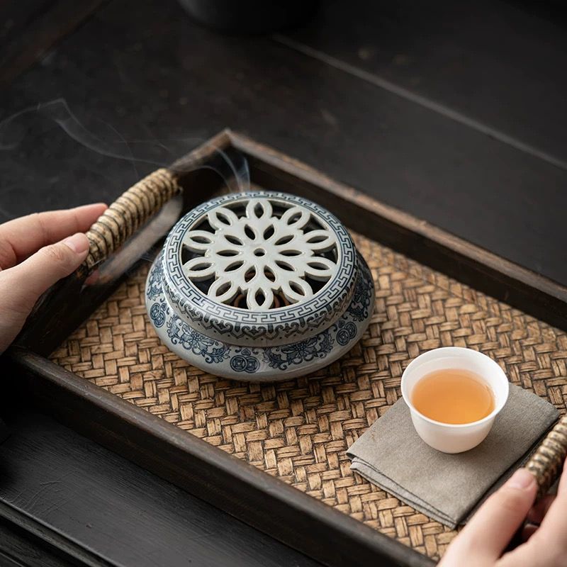 Lư Hương Trắng Xanh