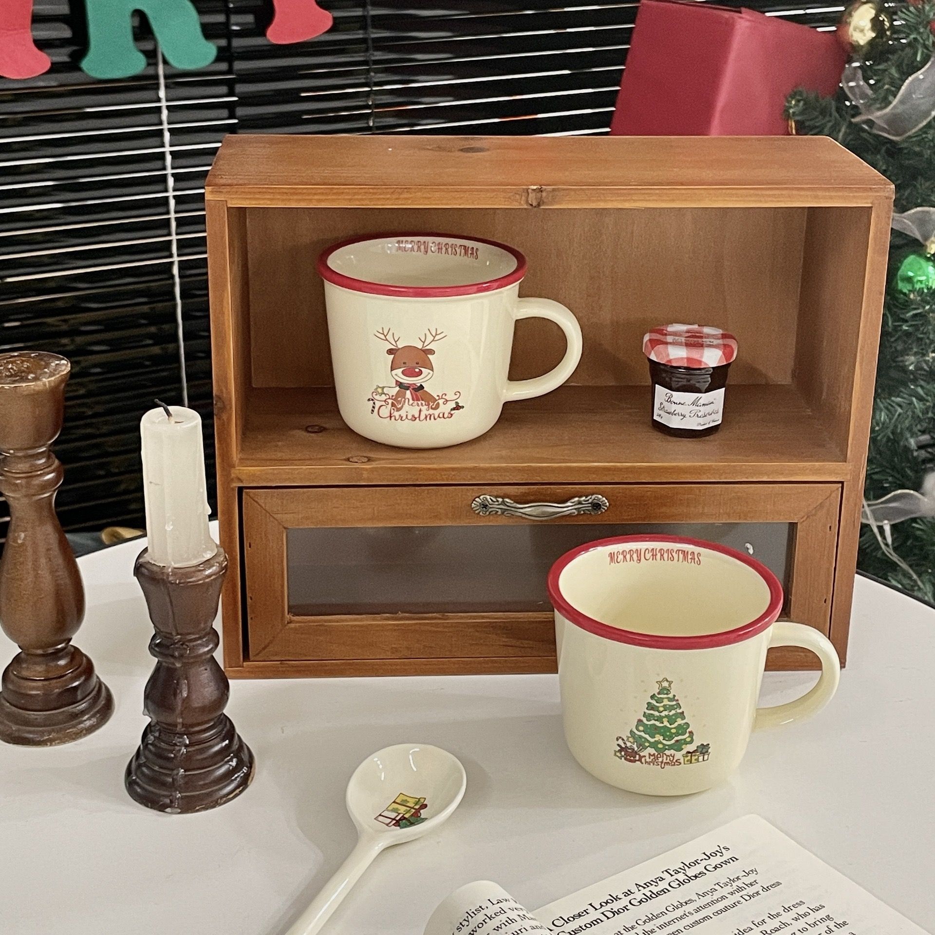 Cốc Viền Đỏ Merry Christmas