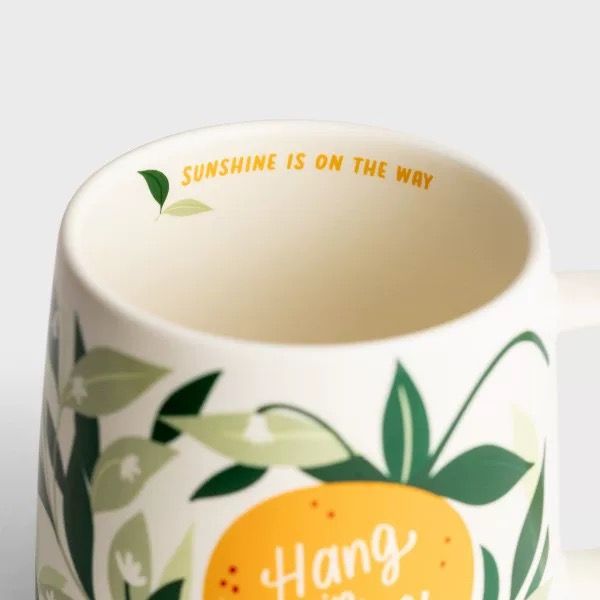 Cốc Hang In There