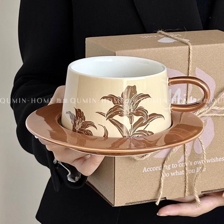 Set Tách Hoa Huệ Màu Cafe