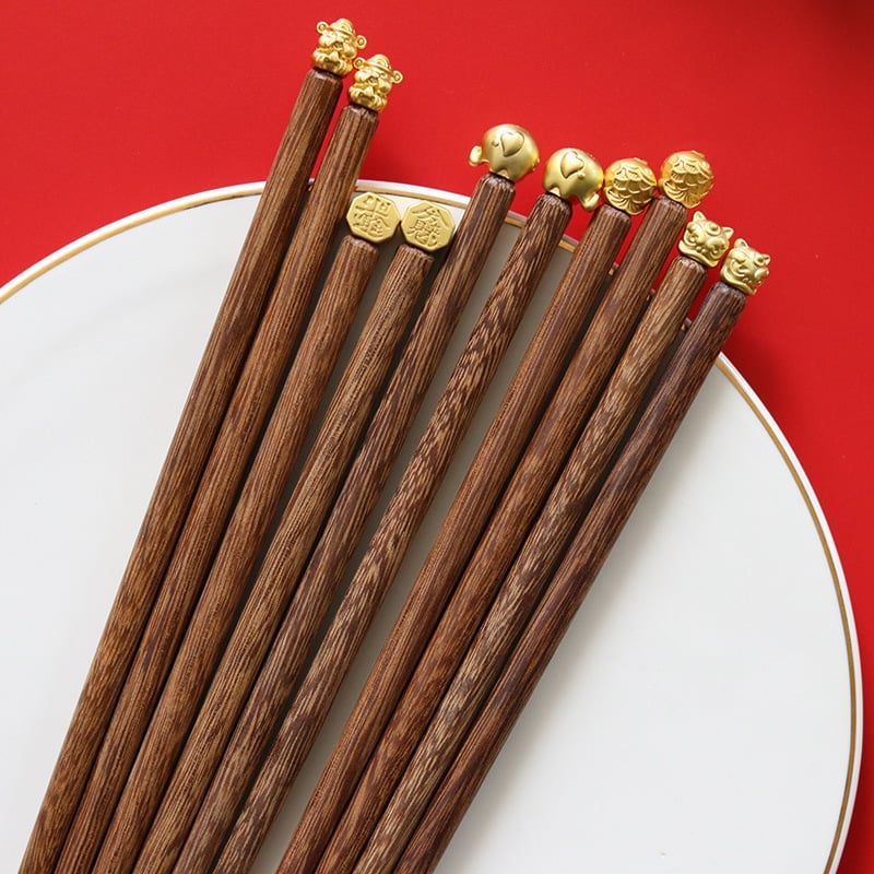 Bộ Đũa Khắc Tài Lộc