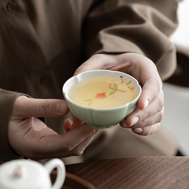 Tách Trà Nhánh Hoa Nhỏ