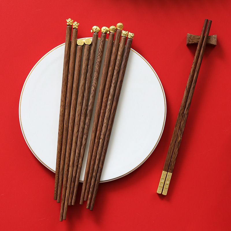 Bộ Đũa Khắc Tài Lộc
