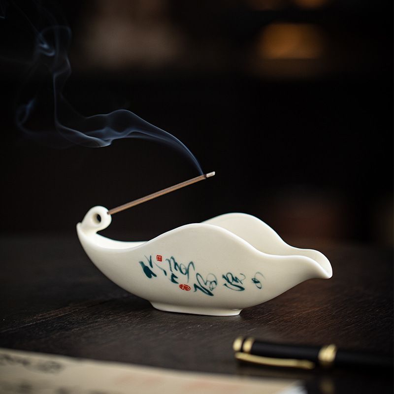 Đốt Trầm Thuận Buồm Xuôi Gió