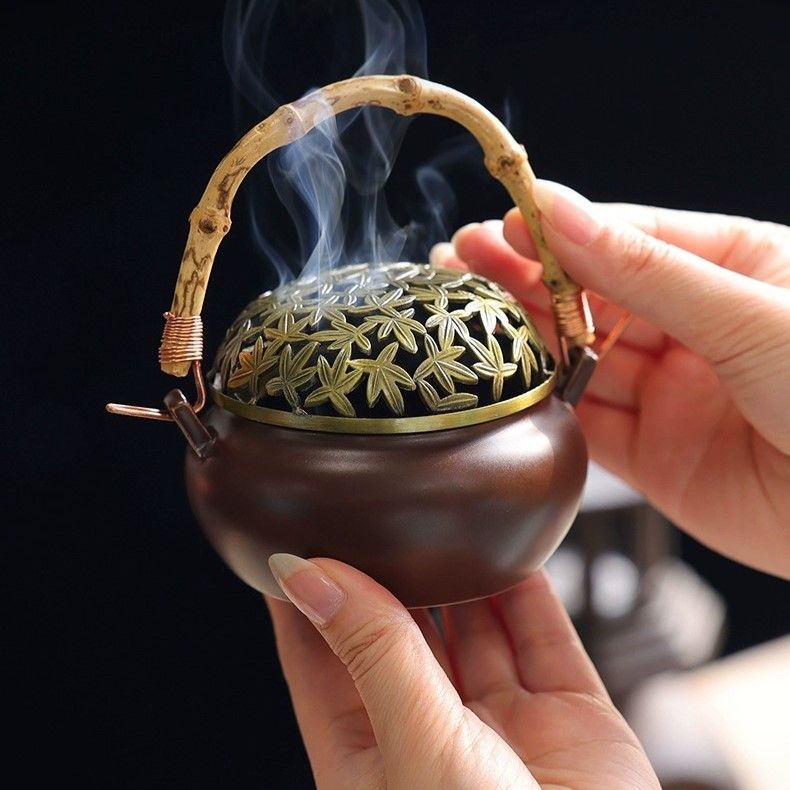 Lư Trầm Hương Gốm Lá Tre