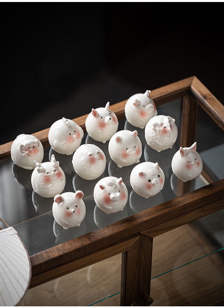 Tượng Sứ Rồng Má Đào