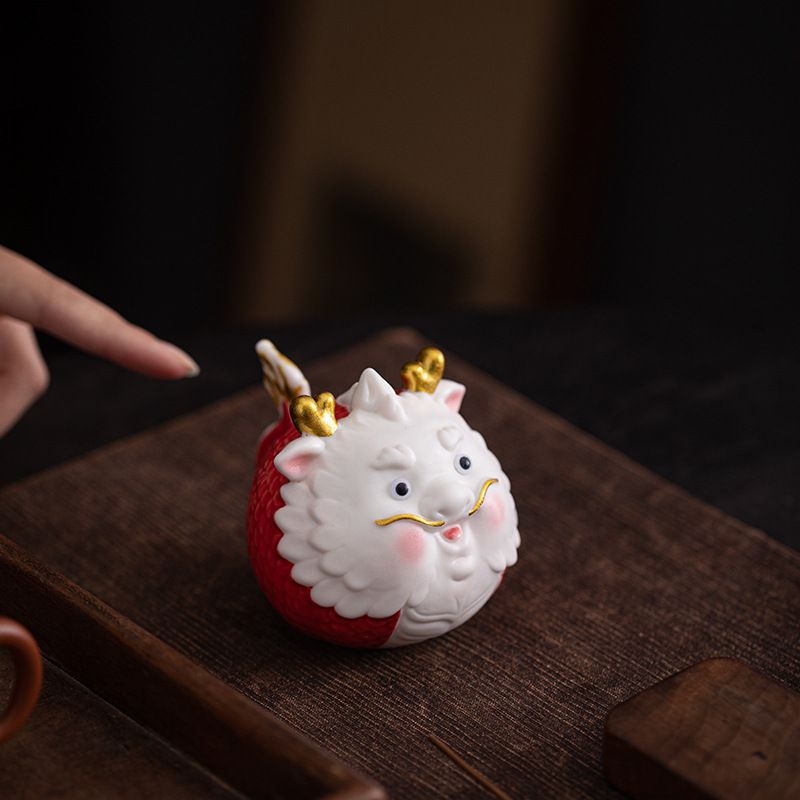 Tượng Rồng Ú Râu Vàng