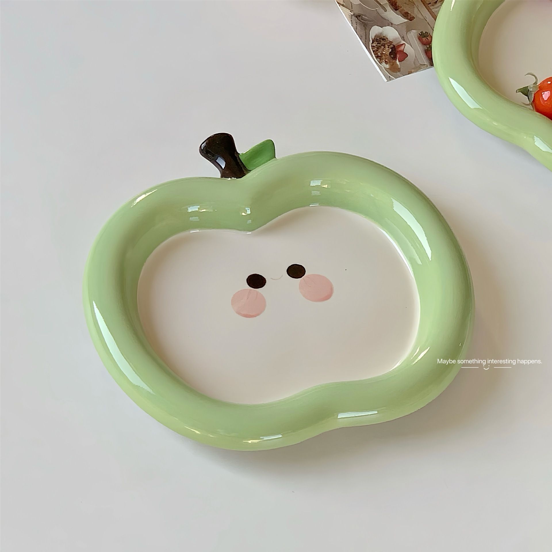 Đĩa Táo Dễ Thương