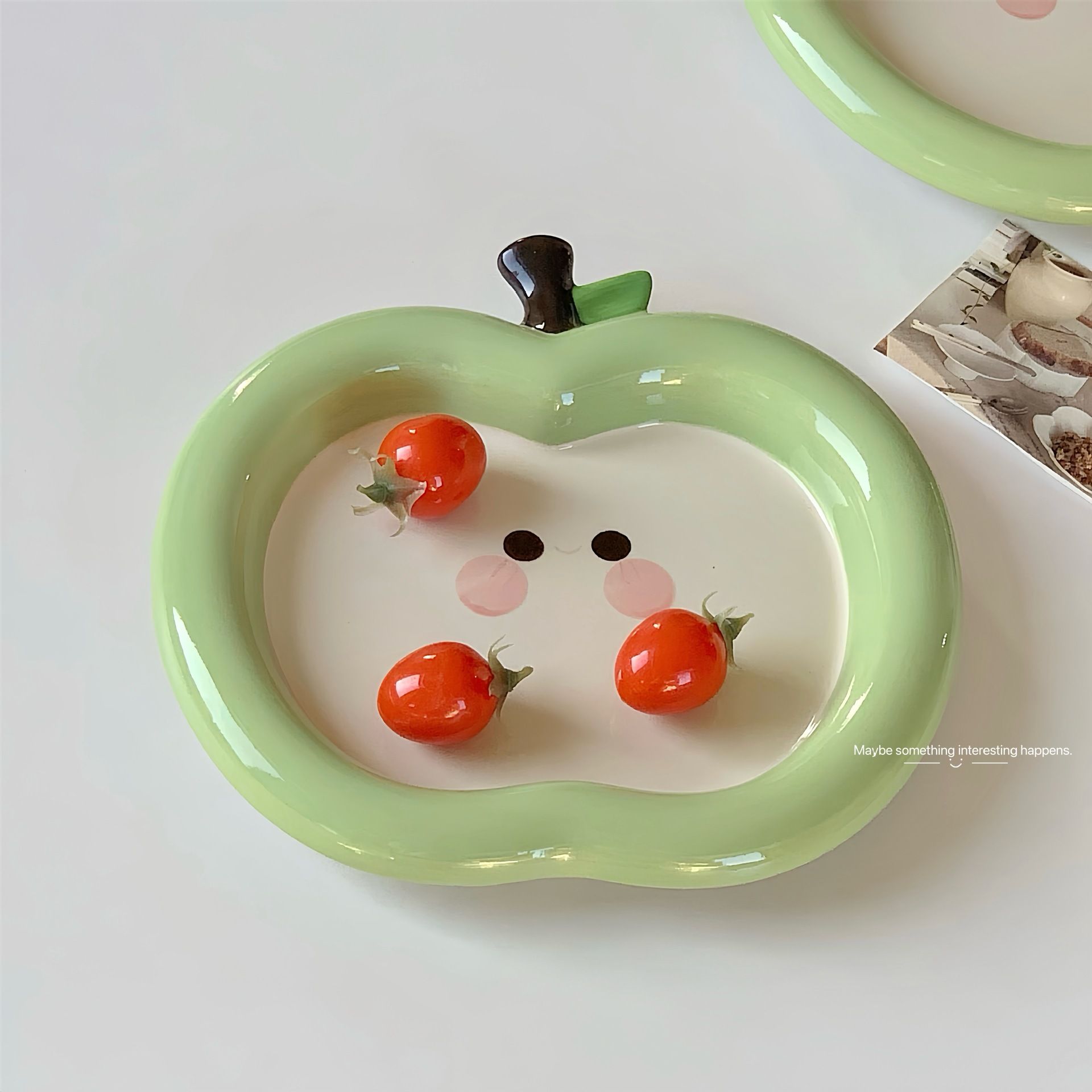 Đĩa Táo Dễ Thương