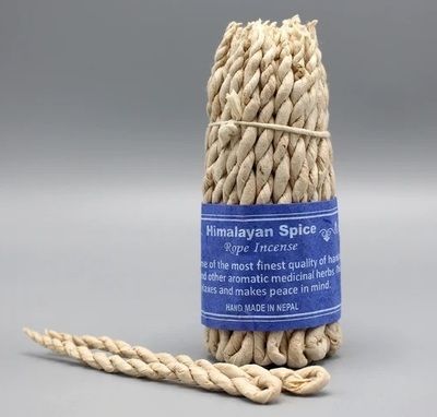 Trầm Dây Thừng Nepal Cuốn Tay