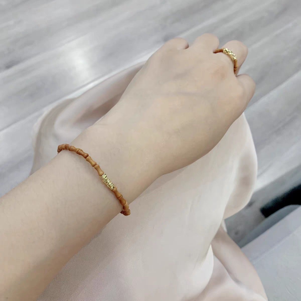 Vòng Tay Gỗ Olive