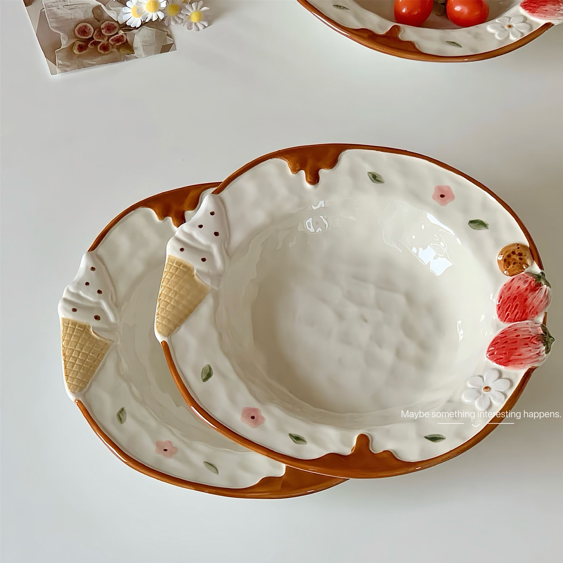 Đĩa Sứ Kem Dâu