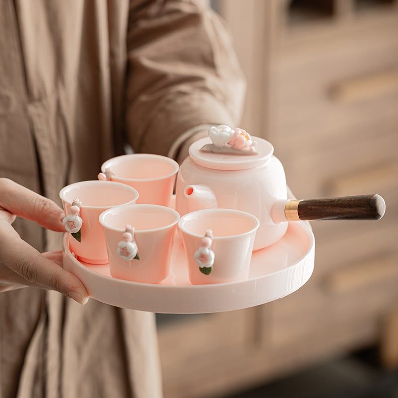Bộ Ấm Trà Hoa Chạm Nổi