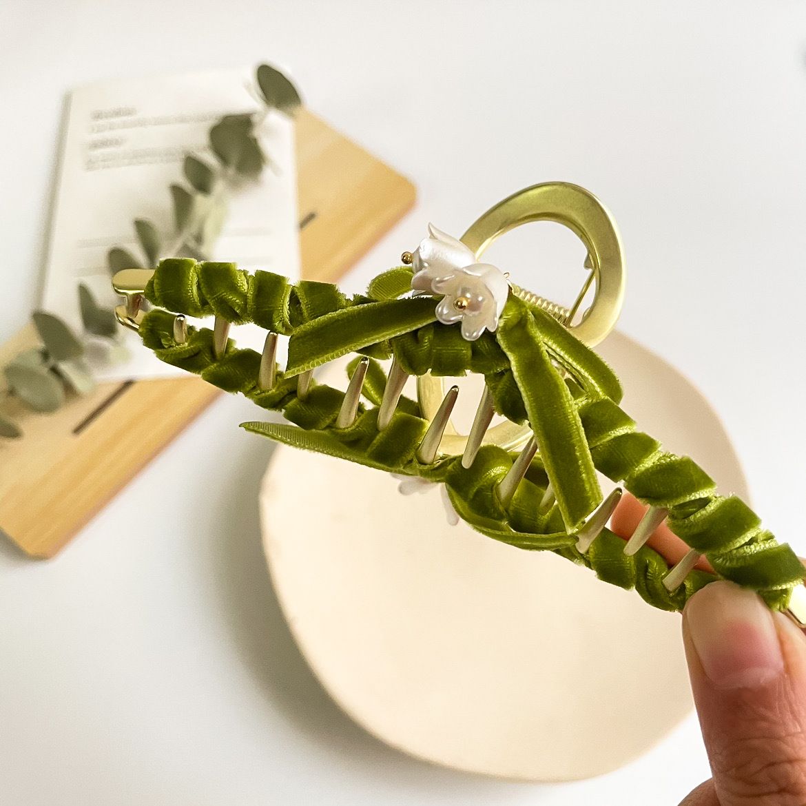 Kẹp Tóc Linh Lan Cuốn Vải Nhung