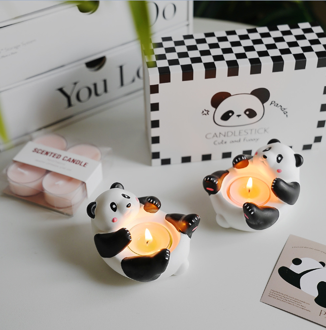 Set Nến Và Đế Nến Gấu Trúc
