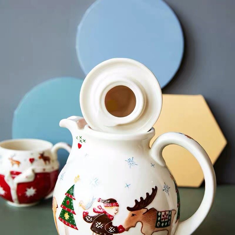 Ấm Christmas Mũ Đỏ