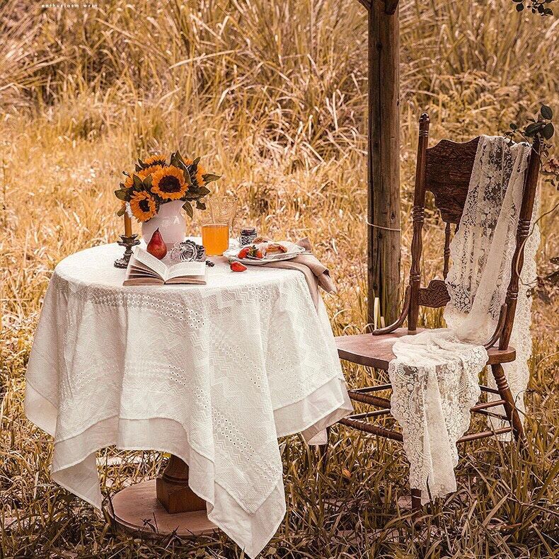 Khăn Trải Bàn Ren Vintage (110x110)