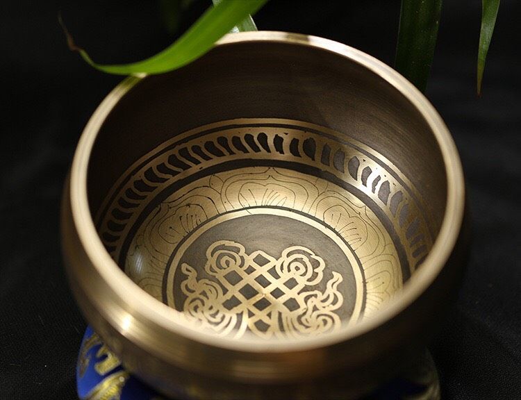 Chuông Xoay Nepal (Nút Thắt May Mắn)