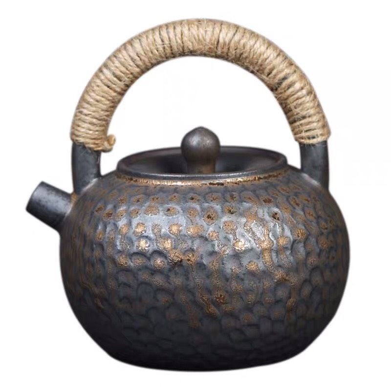 Ấm Trà Kèm Đế Nến