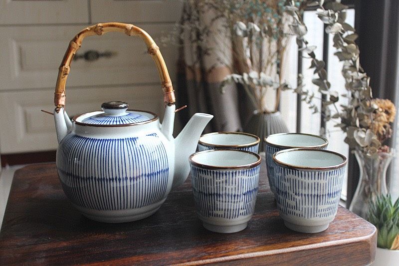 Bộ Ấm Xanh Sọc (Kèm Khay)