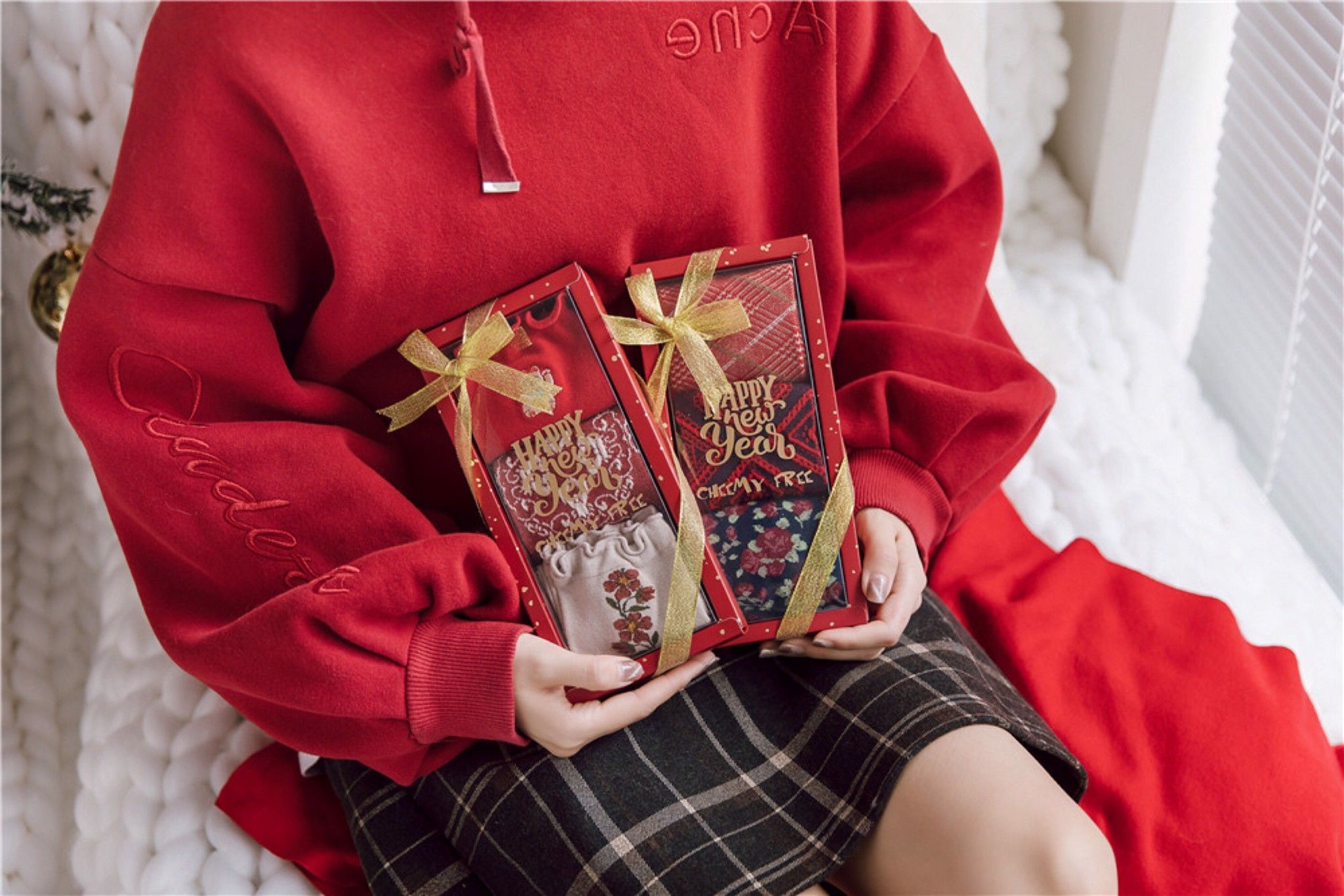 Set Tất Happy