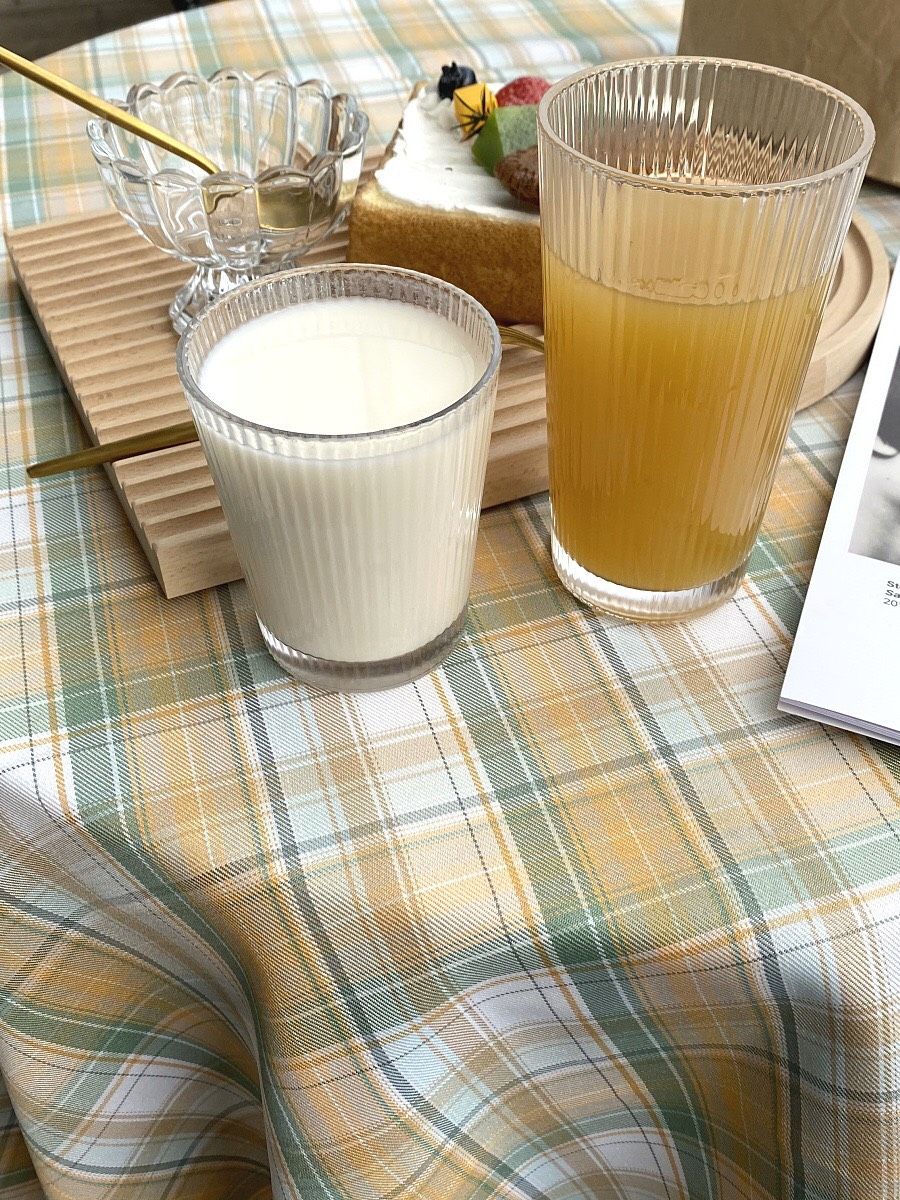 Khăn Trải Bàn Kẻ Vàng Xanh