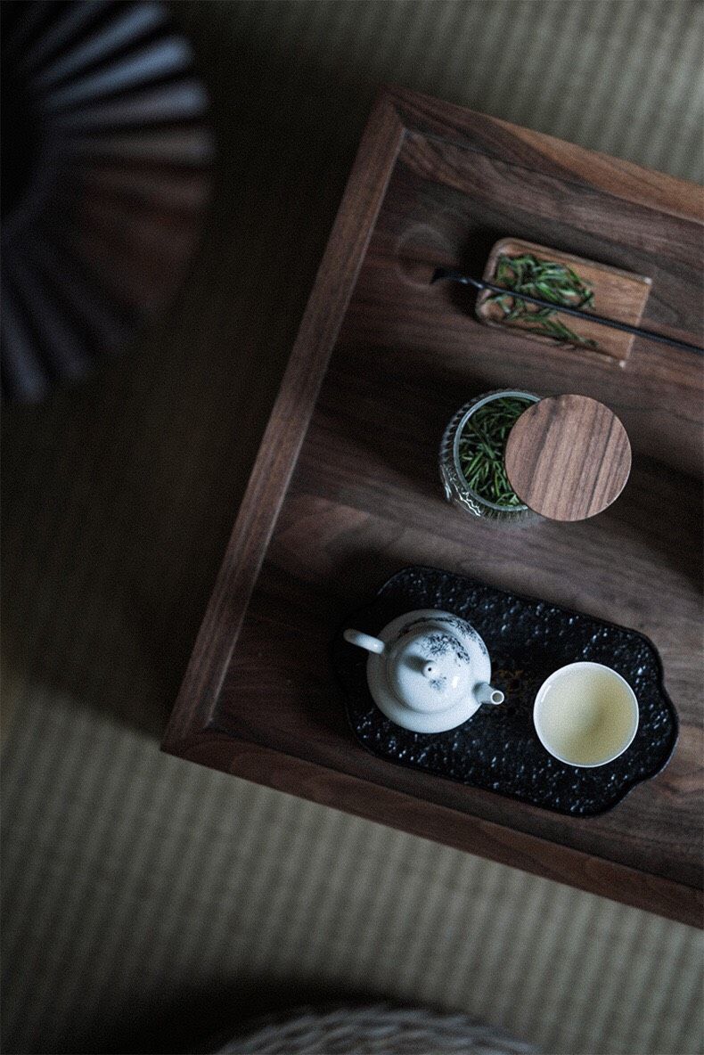 Hũ Trà Leaf Tea