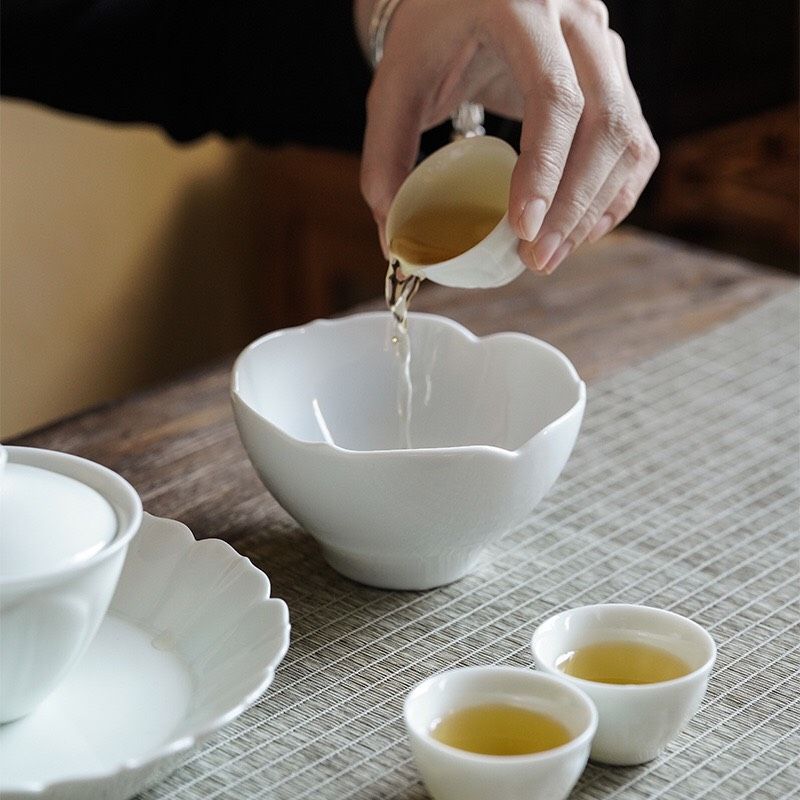 Bộ Ấm Chihiro