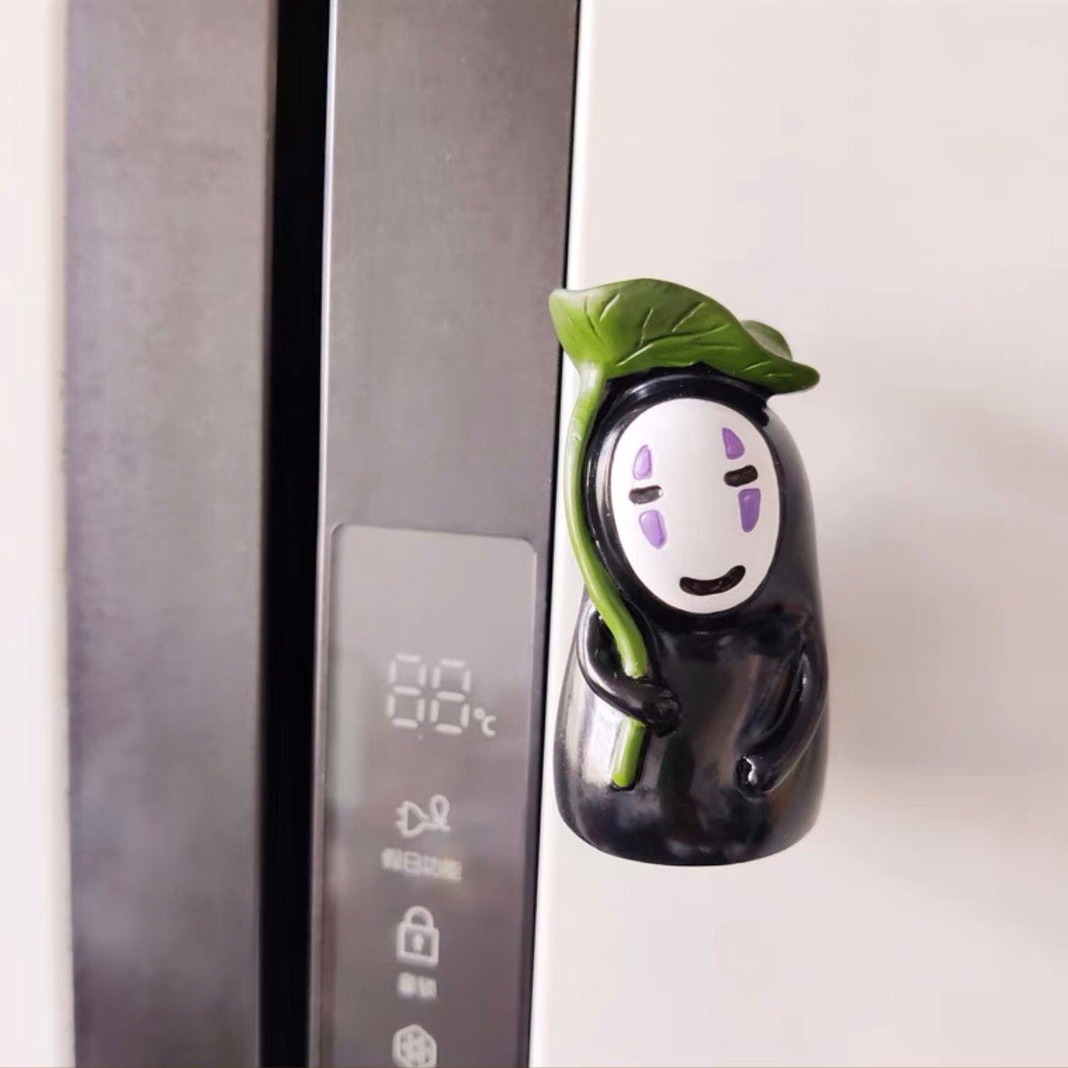 Dán Tủ Lạnh Vô Diện