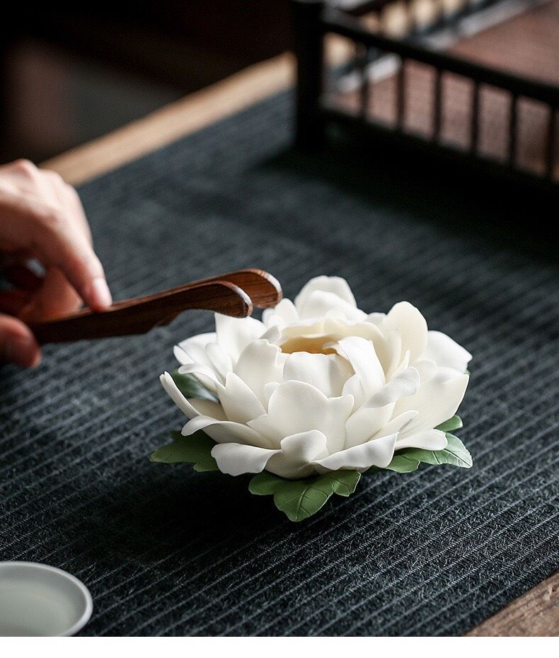 Đốt Trầm Mẫu Đơn Trắng
