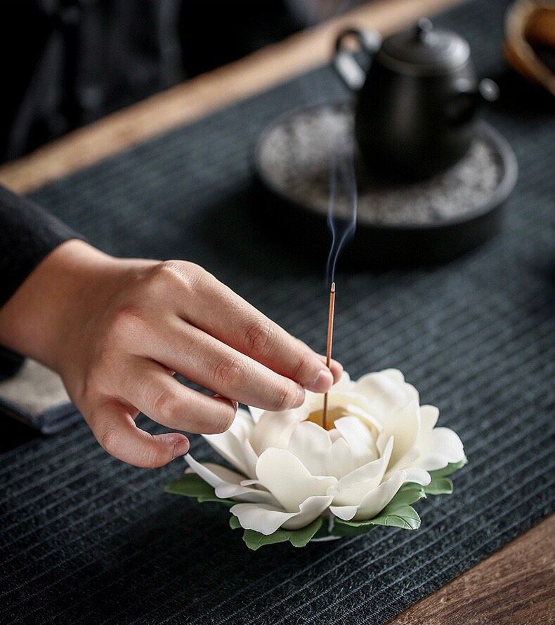 Đốt Trầm Mẫu Đơn Trắng