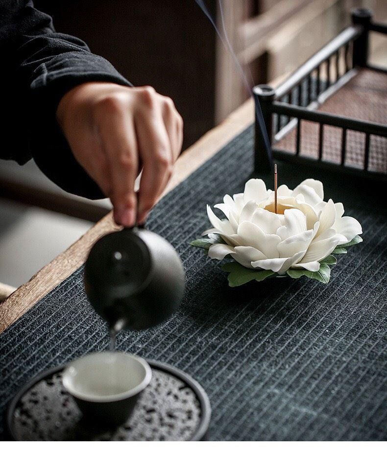 Đốt Trầm Mẫu Đơn Trắng