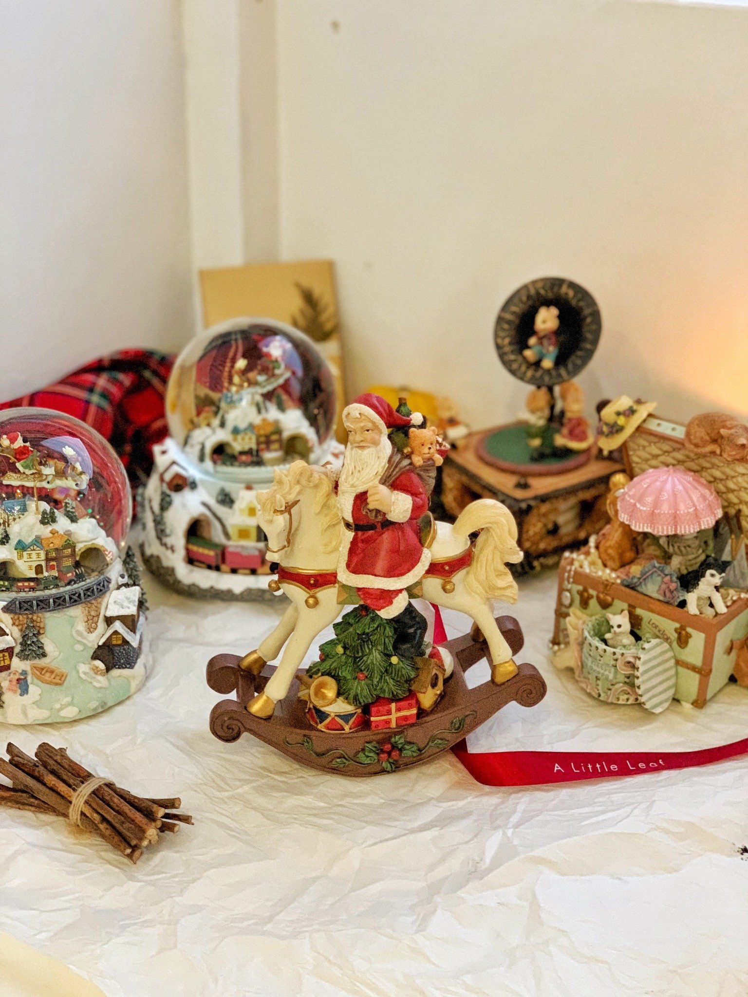 Hộp Nhạc Santa Cưỡi Ngựa