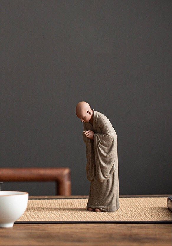 Tượng Sư Cầu Nguyện