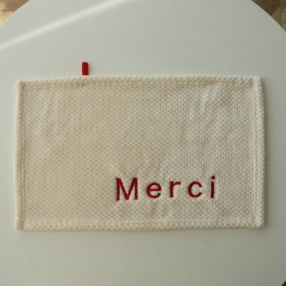 Khăn Paris