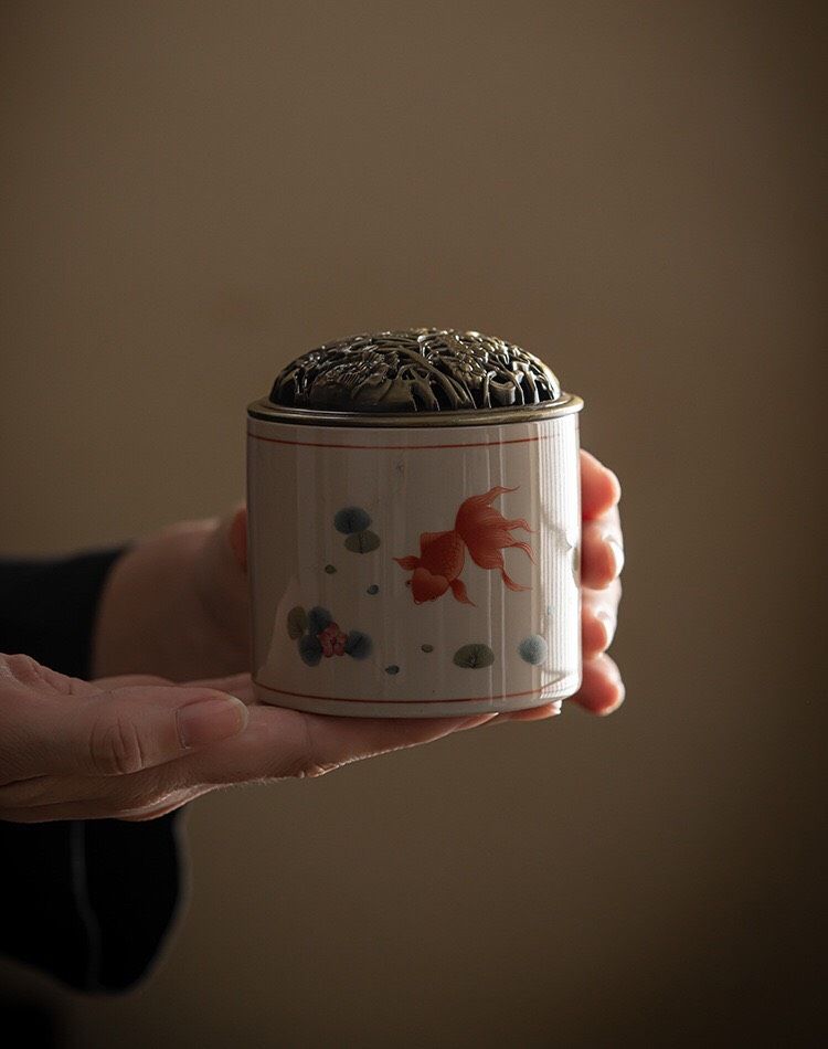Lư Đốt Trầm Cá Vàng