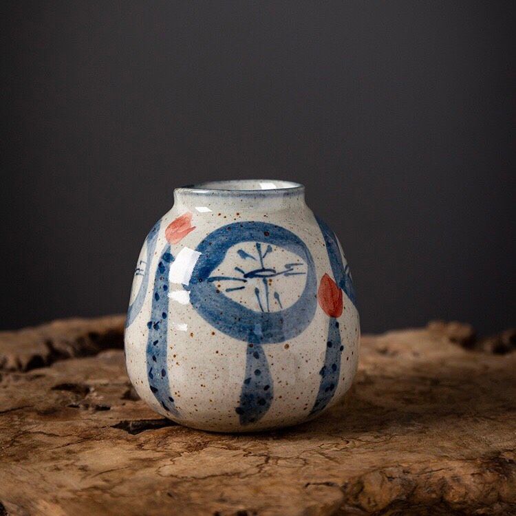 Bình Hoa Cổ Điển Nhỏ