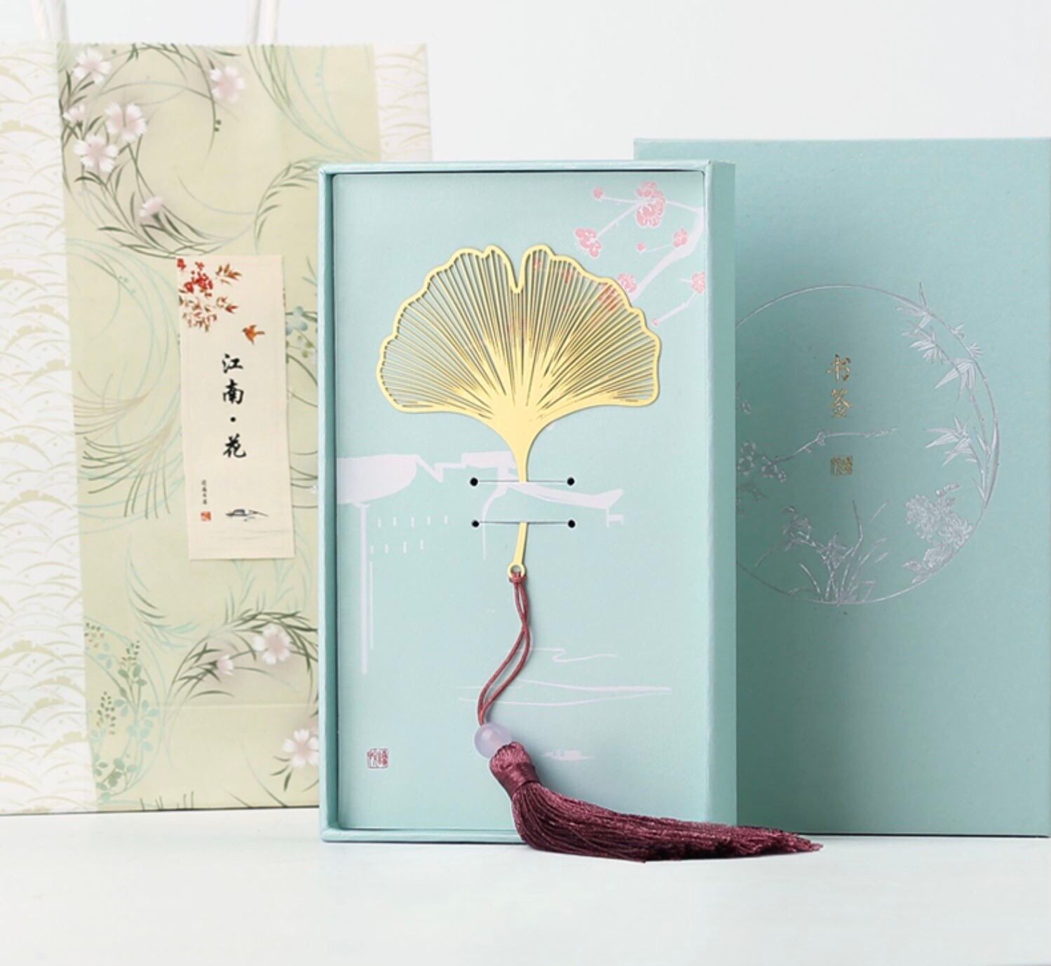 Bookmark Hoa Lá (Kèm Hộp)